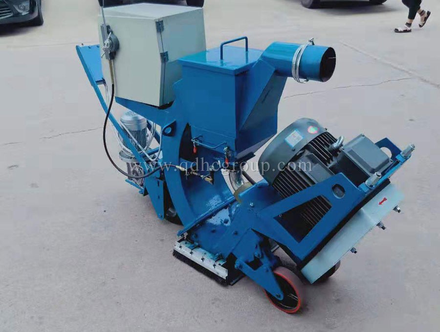 Small road shot blasting machine